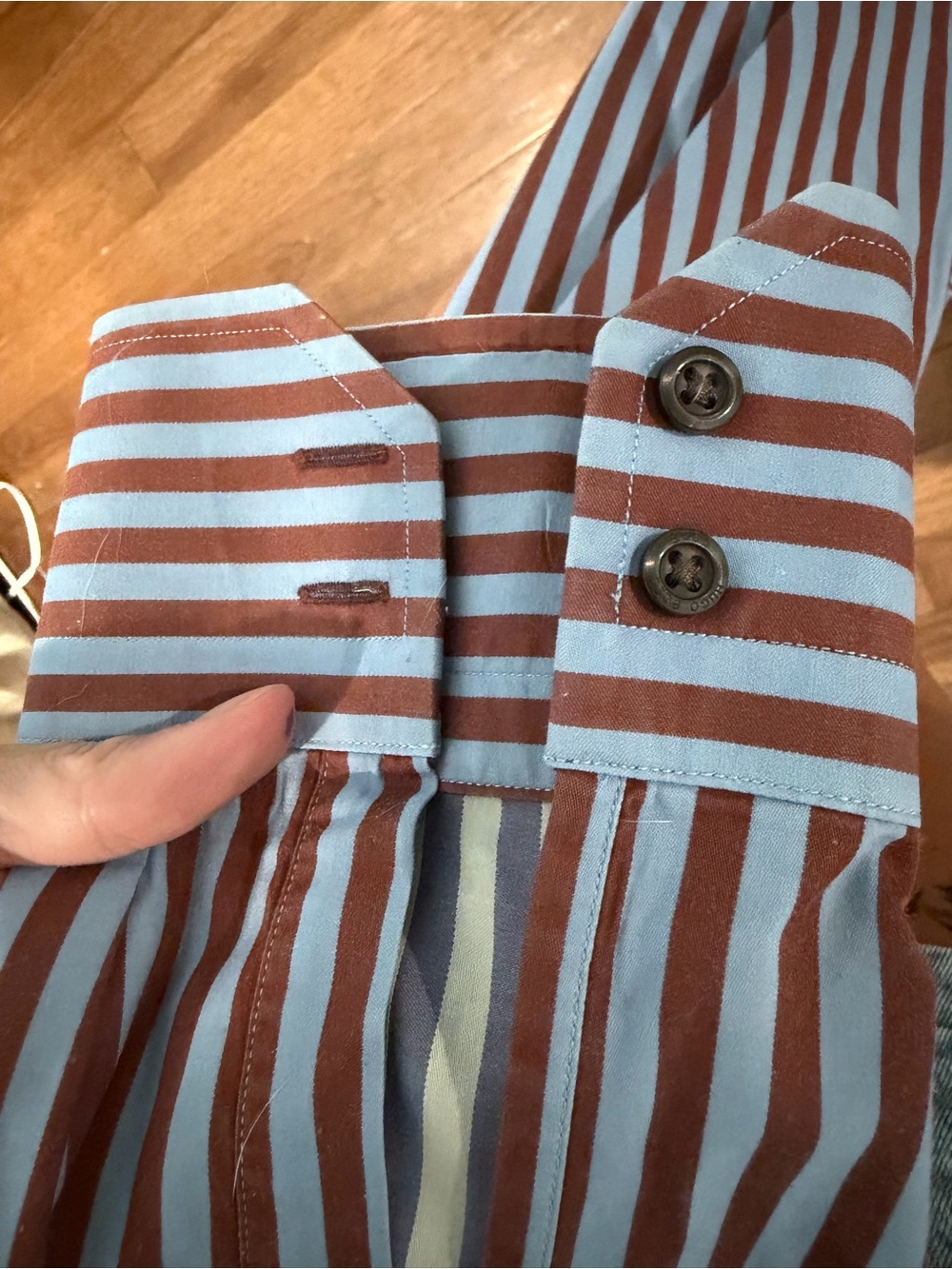Hugo Boss men’s button down - Picture 5 of 8